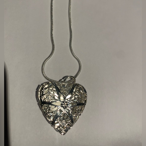 ❤️TRULY STUNNING 18” LOCK AND CHAIN IS MADE WITH AAA+ QUALITY TIBETAN SILVER❤️ - Picture 4 of 12